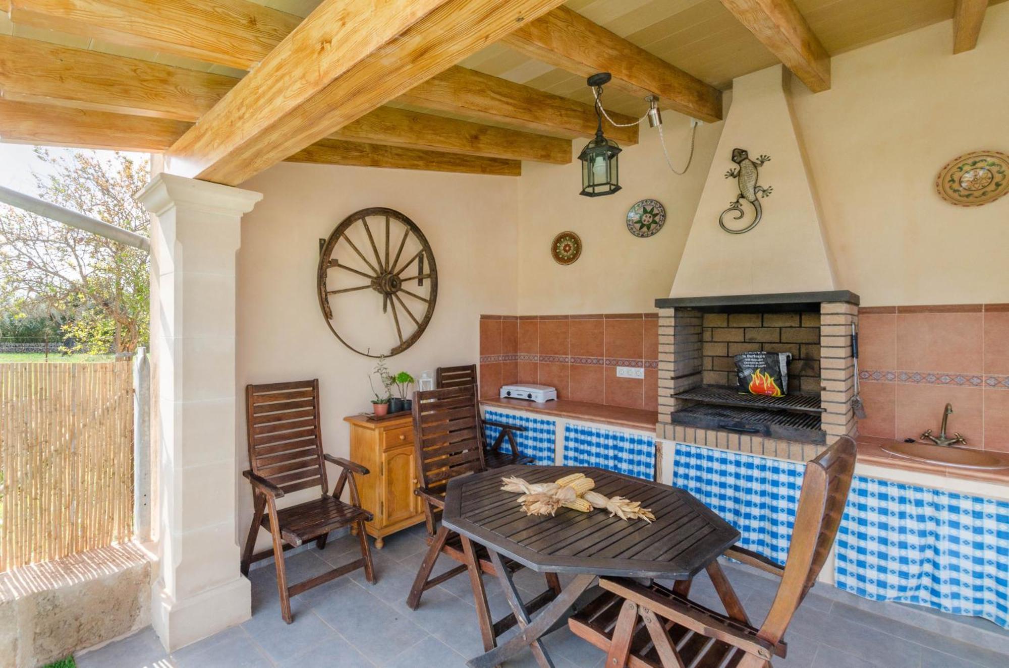 Yourhouse Son Sitges * Llubí