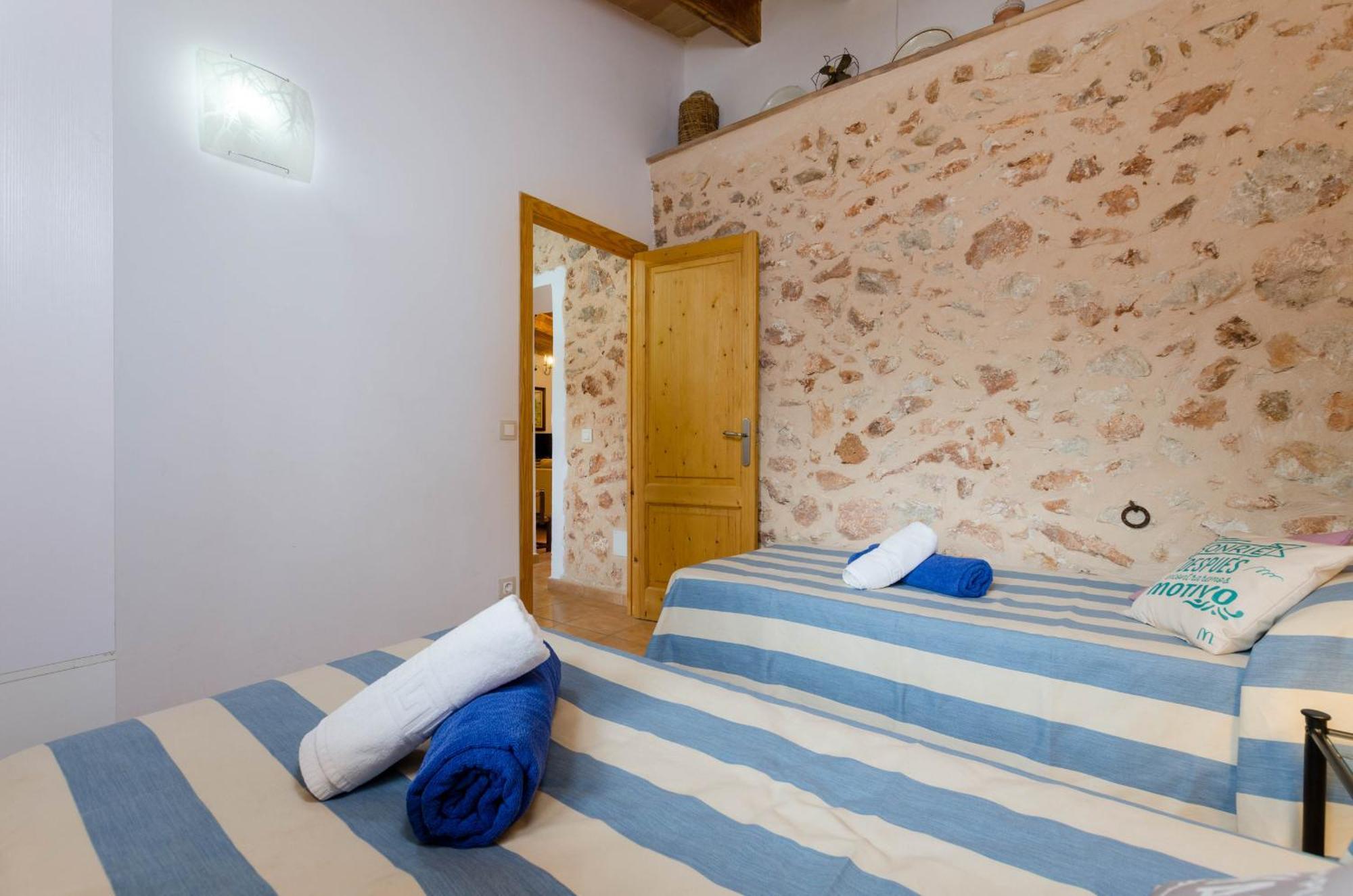 Yourhouse Son Sitges *