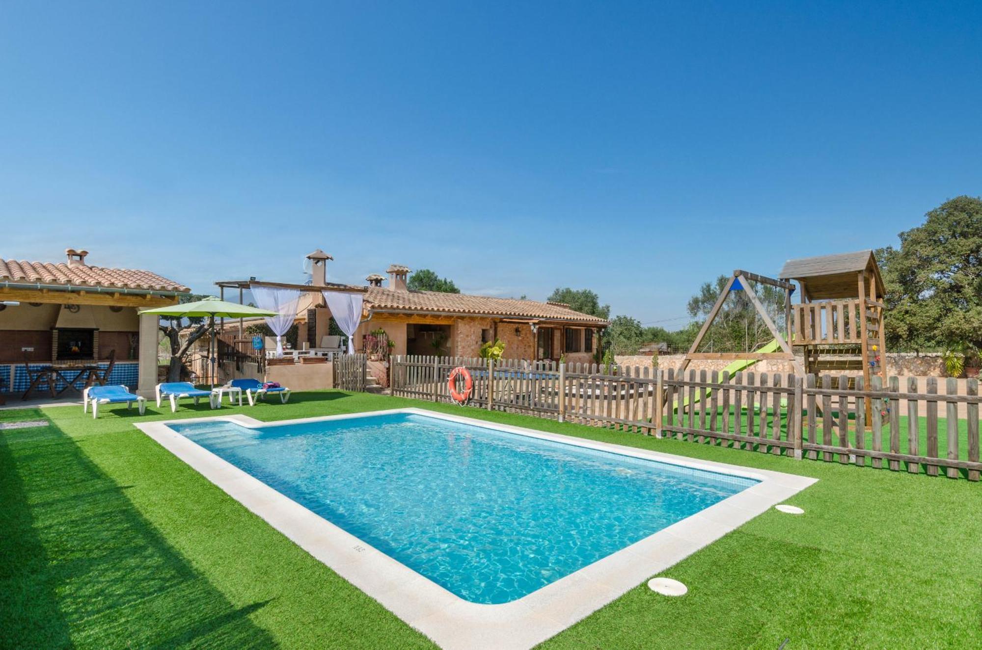 Yourhouse Son Sitges * Llubí